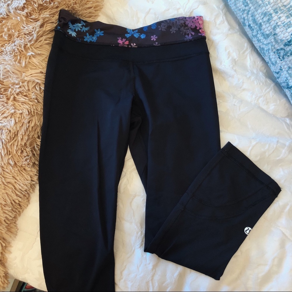 Lululemon Run Inspire Crop w/ Floral Band